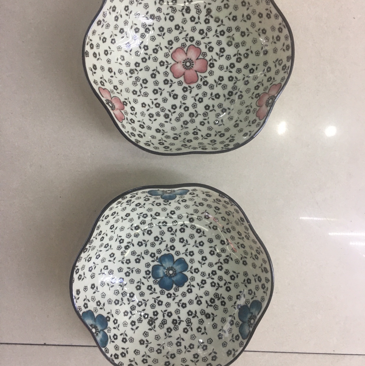 后厨陶瓷实物图