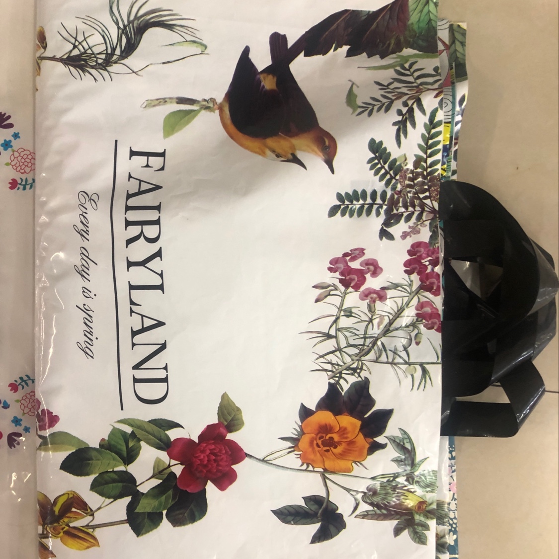 Freight charges are self-paid, there are spot, 35x30x7 silk thickness 50 pieces/bag 19 yuan/bag 40 bags/bag 760 yuan/bag handle bag