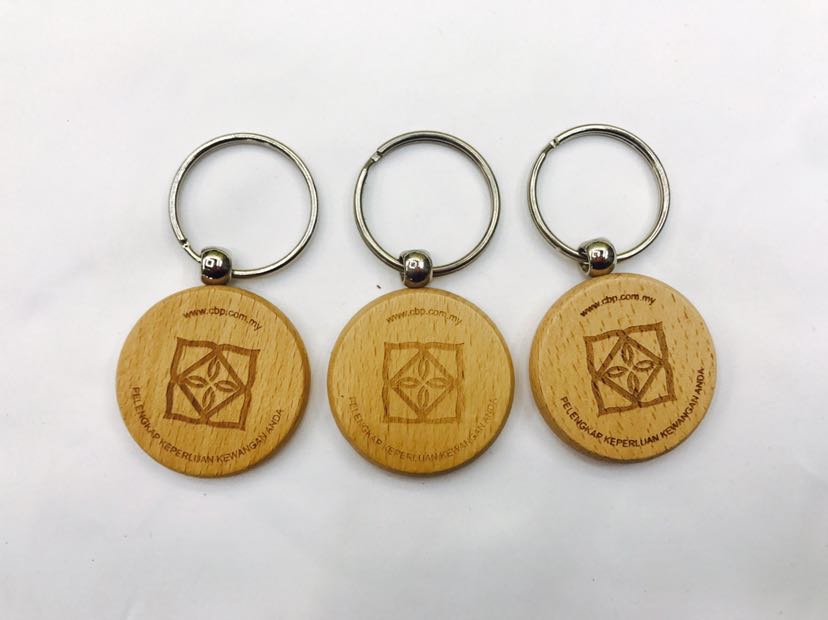 榉木钥匙扣木质 可定制镭射logo木头挂件小礼品活动赠送厂家产品图