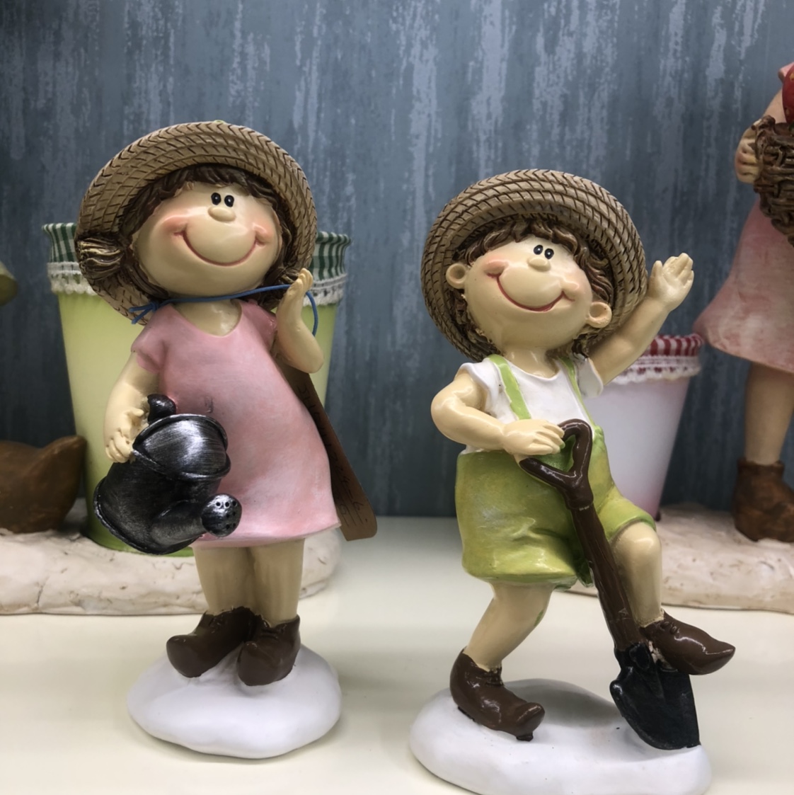The girl boy thumbnail
