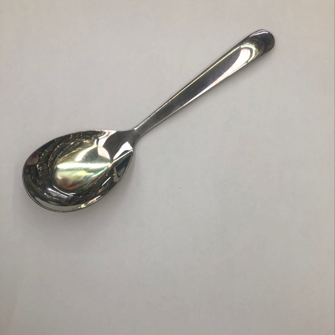 Small flat-bottomed spoon