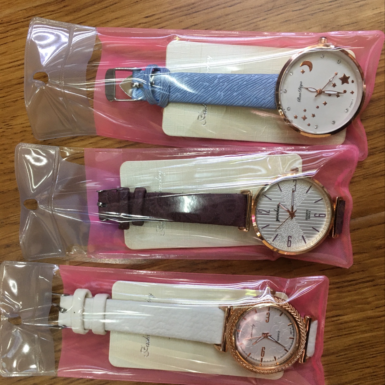 Women's fashion watch details Picture