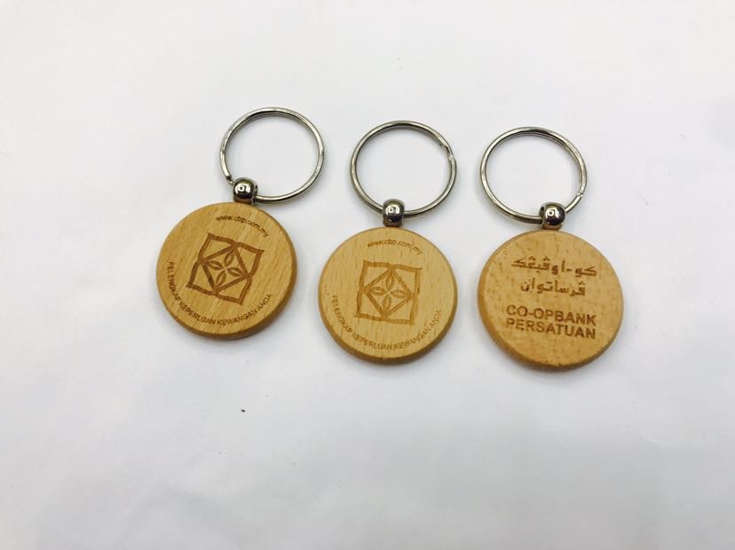 榉木钥匙扣木质 可定制镭射logo木头挂件小礼品活动赠送厂家细节图