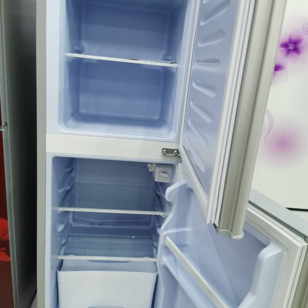 科隆容声冰箱128升产品图