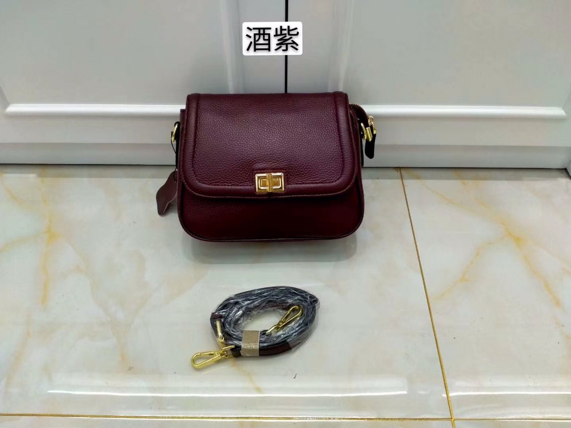 爆款，高端款，超级爆。面料牛皮，酒紫色