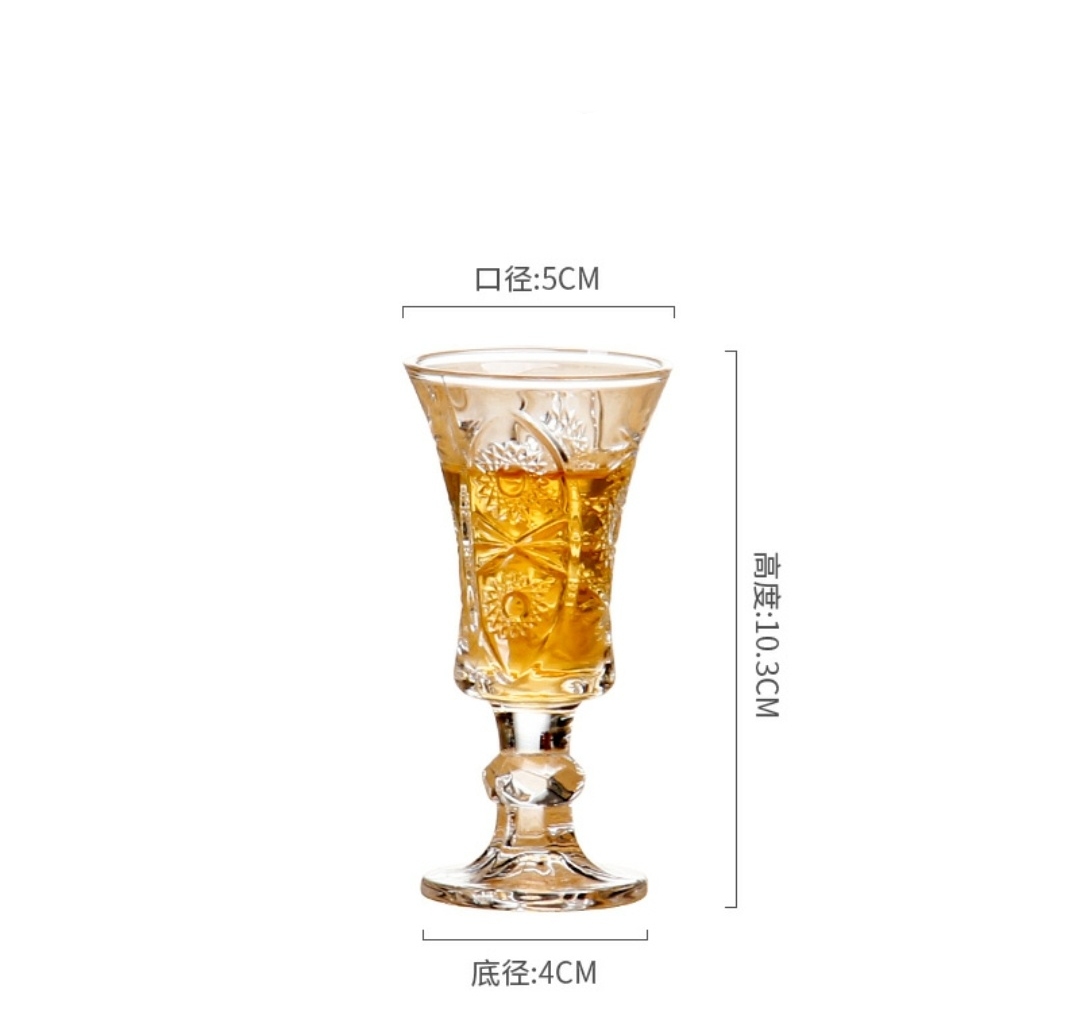 白酒杯玻璃家用创意个性刻花欧式烈酒酒盅高脚洋酒一口杯细节图