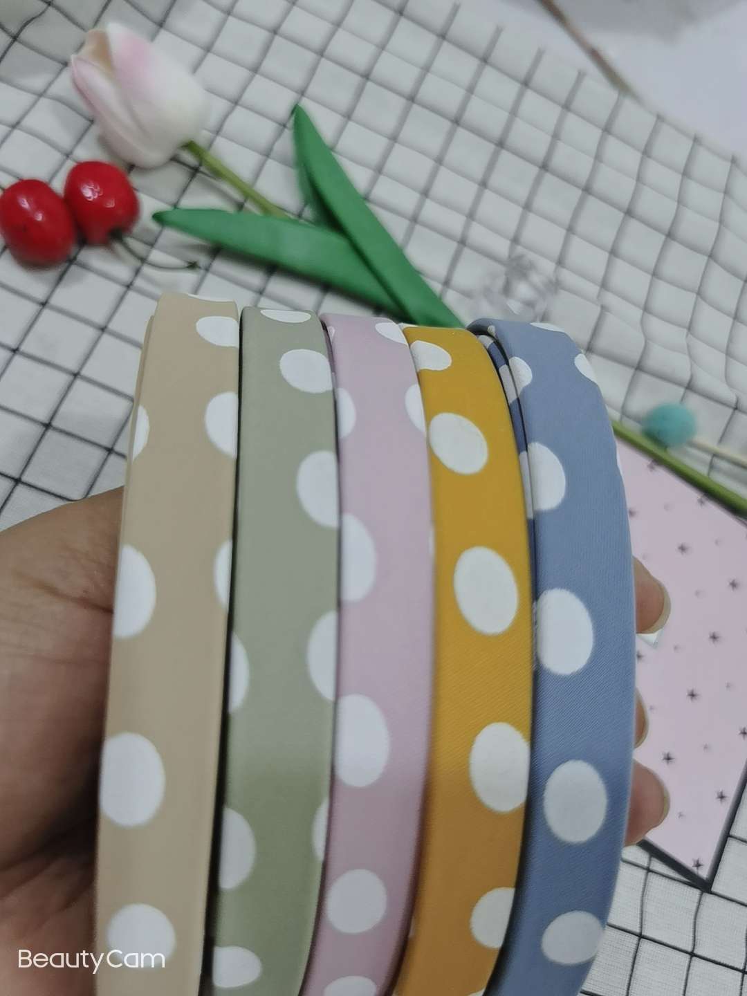 Wear a cloth headband thumbnail