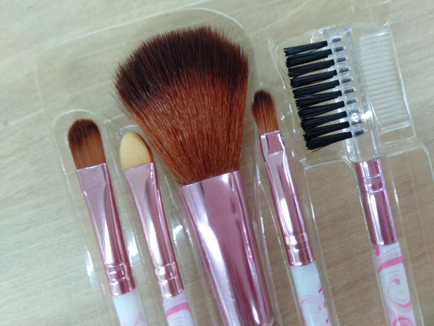 5 sets of makeup brushes, smudging brushes, factory direct sales. Customized makeup brushes based on samples details Picture