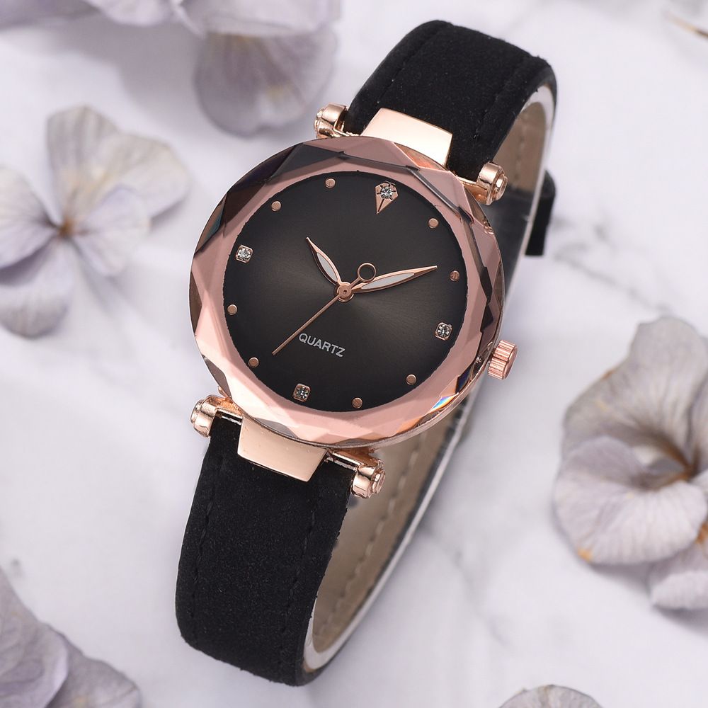A new simple and casual ladies' watch, a diamond-encrusted leather strap quartz watch with elegant style, available on wechat Business AliExpress detail image 3
