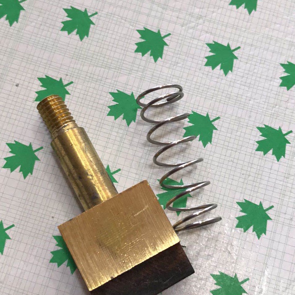 Carbon brush details Picture