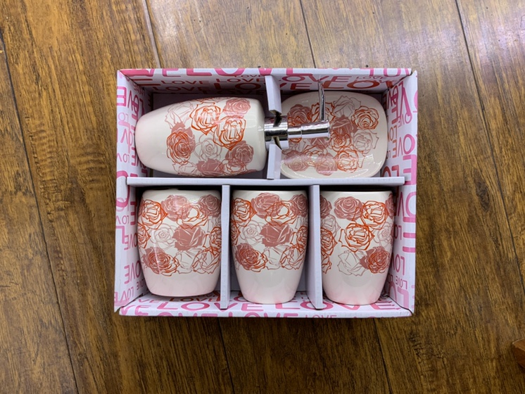 Valentine's Day rose ceramic sanitary ware five-piece set thumbnail