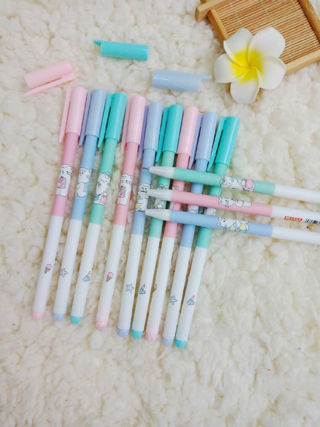 Miyou youpin Neutral pen Students use black to draw the cute cartoon signature pen 0.. 38 mm pen. undefined
