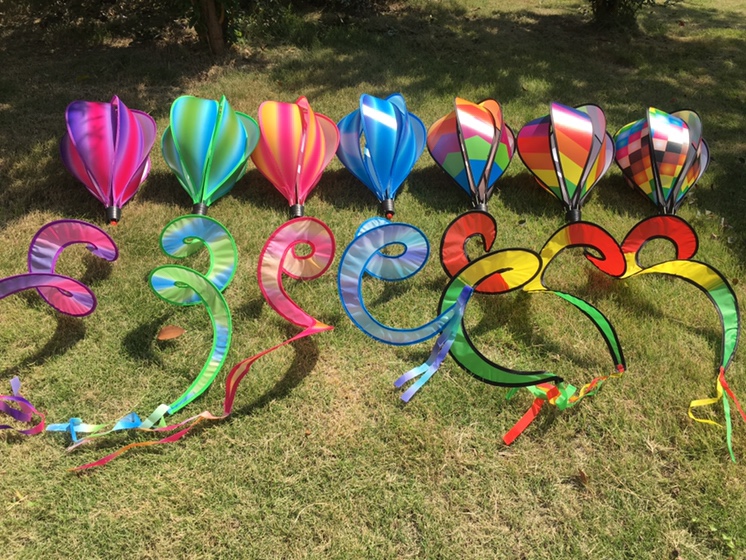 户外热气球吊饰风转热气球彩虹风车七彩楼盘园林装饰热气球彩虹产品图