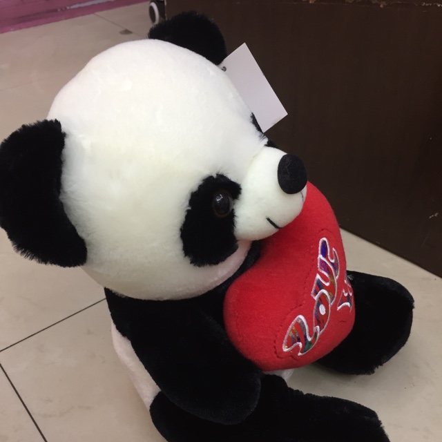 A 40cm panda with a heart embroidered with letters Specification image