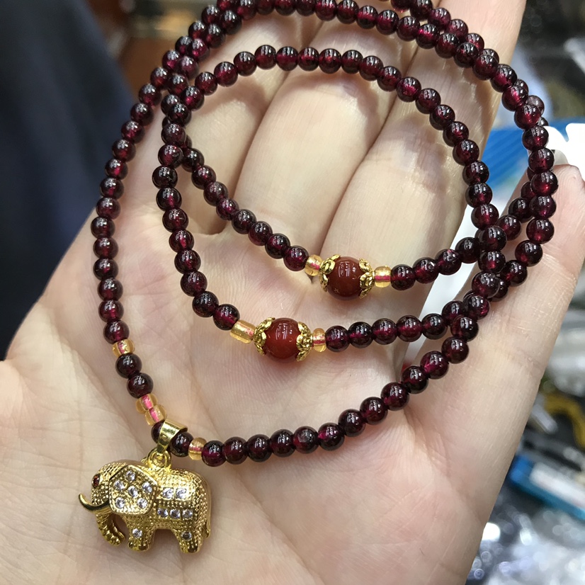 Natural garnet bracelet Specification image