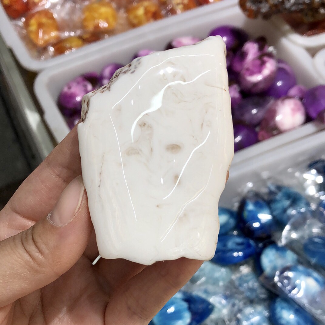 其他材质工艺品实物图