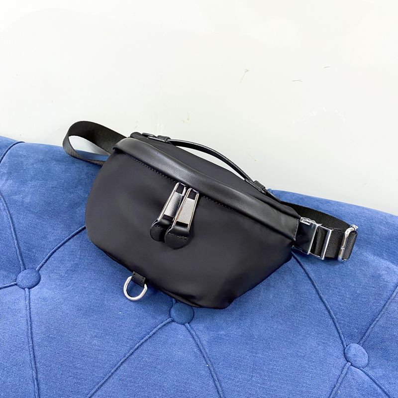 韩版新款真皮配进口防水牛津布时尚胸包小号