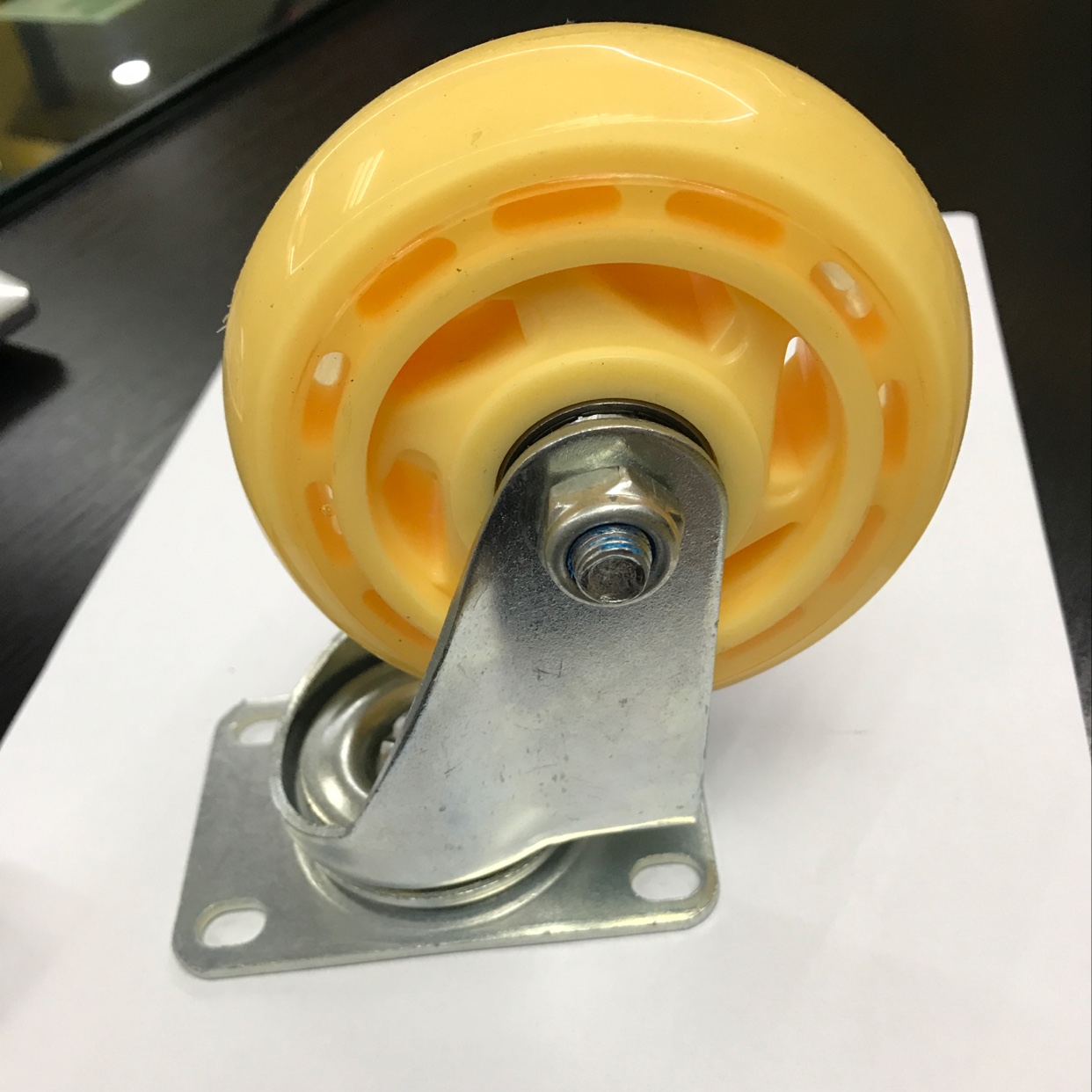 Factory direct sales of wear-resistant transparent elastic wheel casters, double-bearing push wheel flatbed trucks