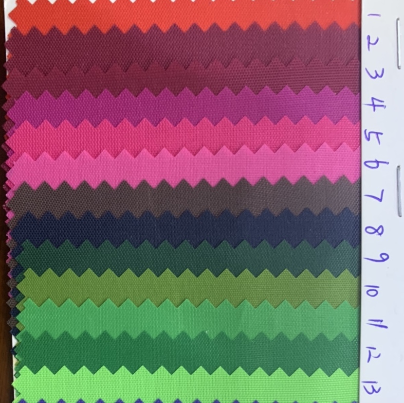 厂家直销，热销新款牛津布11号网纹大量现货高中低档箱包沙发鞋材面料