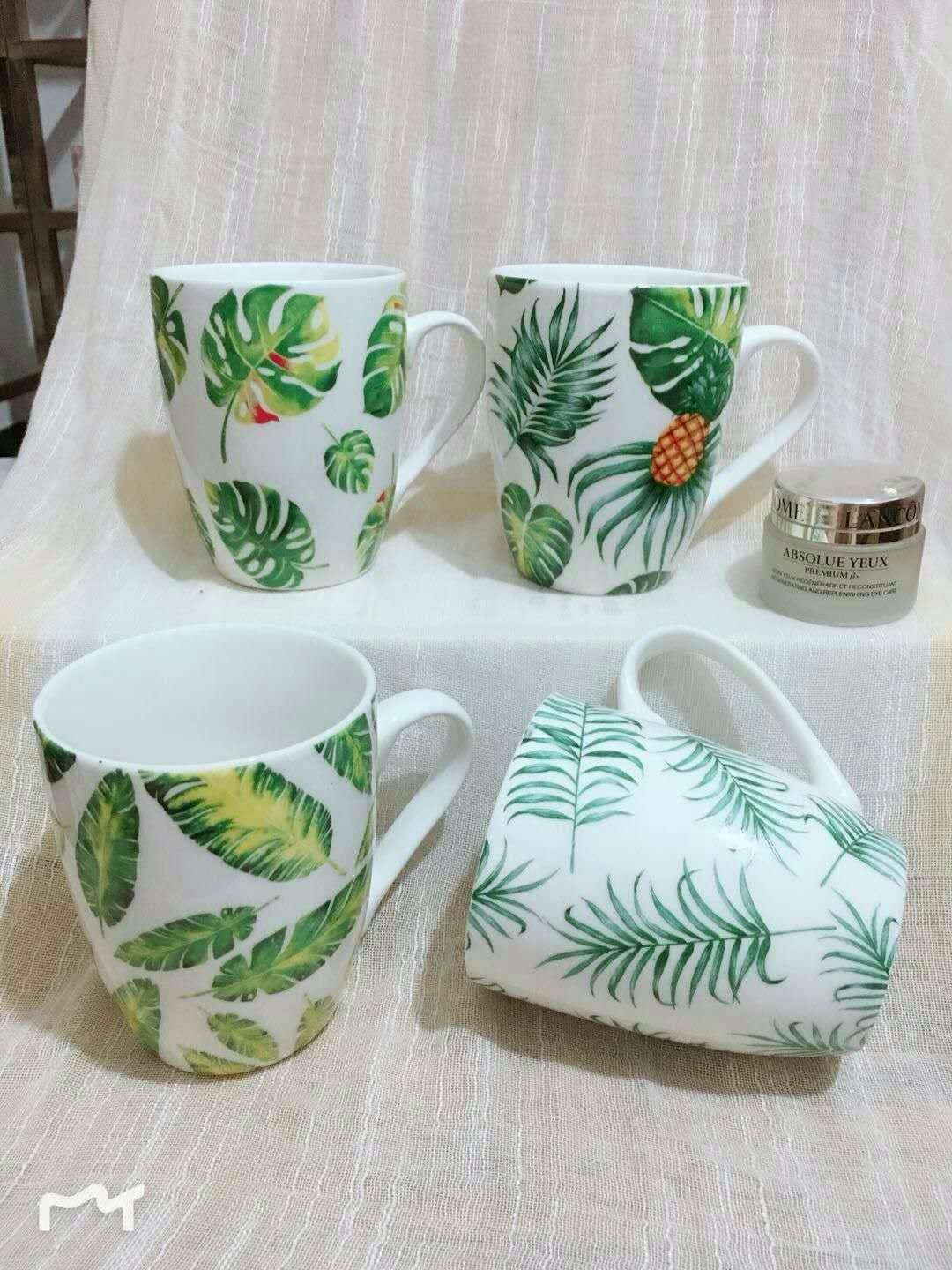 树叶图案陶瓷杯