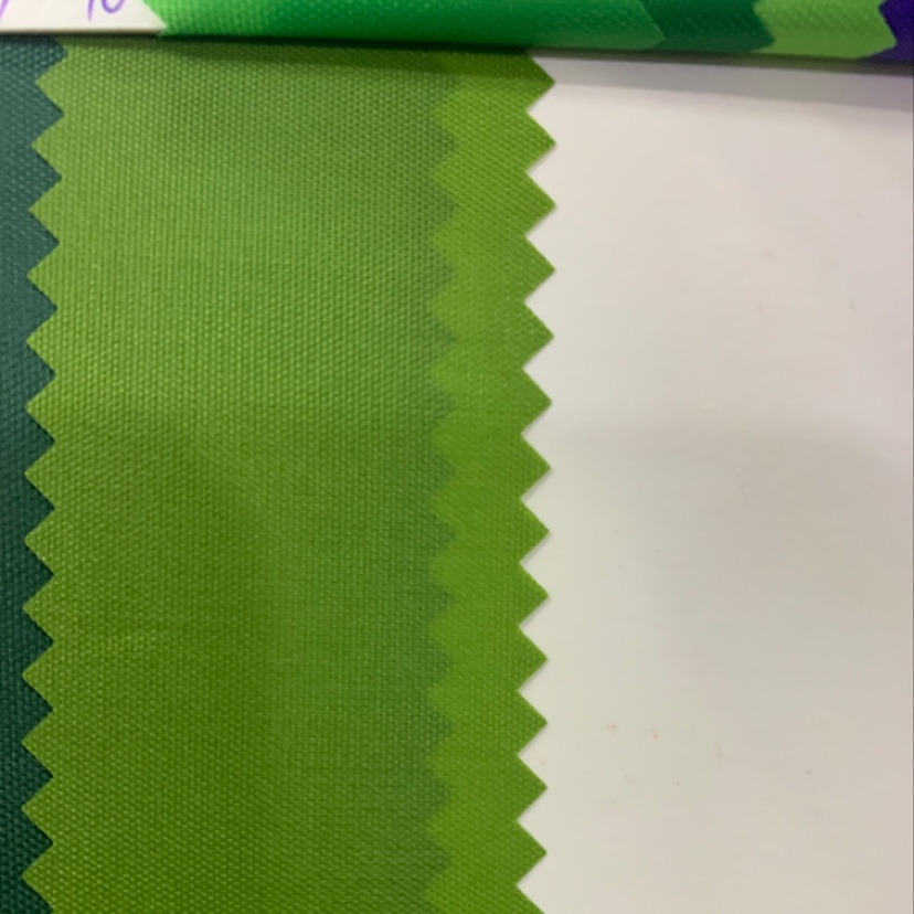 Factory direct sales of the best-selling new Oxford fabric No. 11 mesh pattern. Large stock of high, medium and low grade luggage, sofa, shoe materials and fabric 004 Application Scenario