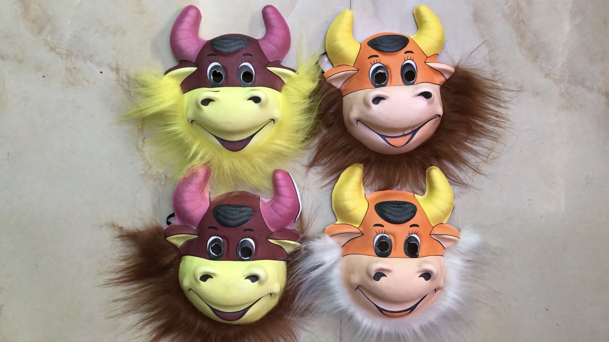 Wholesale EVA furry cow mask Halloween toys Specification image