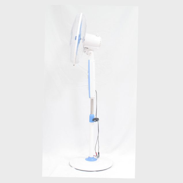 Solar charging fan with LED lamp AC/DC three 12V floor fan outlet 16 inch fan Specification drawing