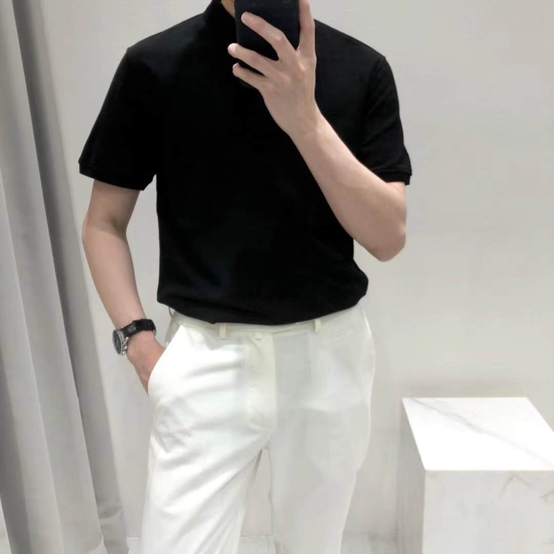 Two-color thin knitted short-sleeved T-shirts of "A Cha" and "A Gu" are breathable, soft and comfortable couple tops for men in summer