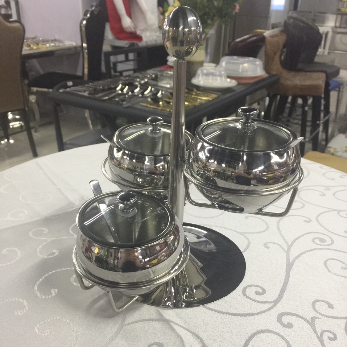 304 rotating tomato tri-flavour jar with lid thumbnail