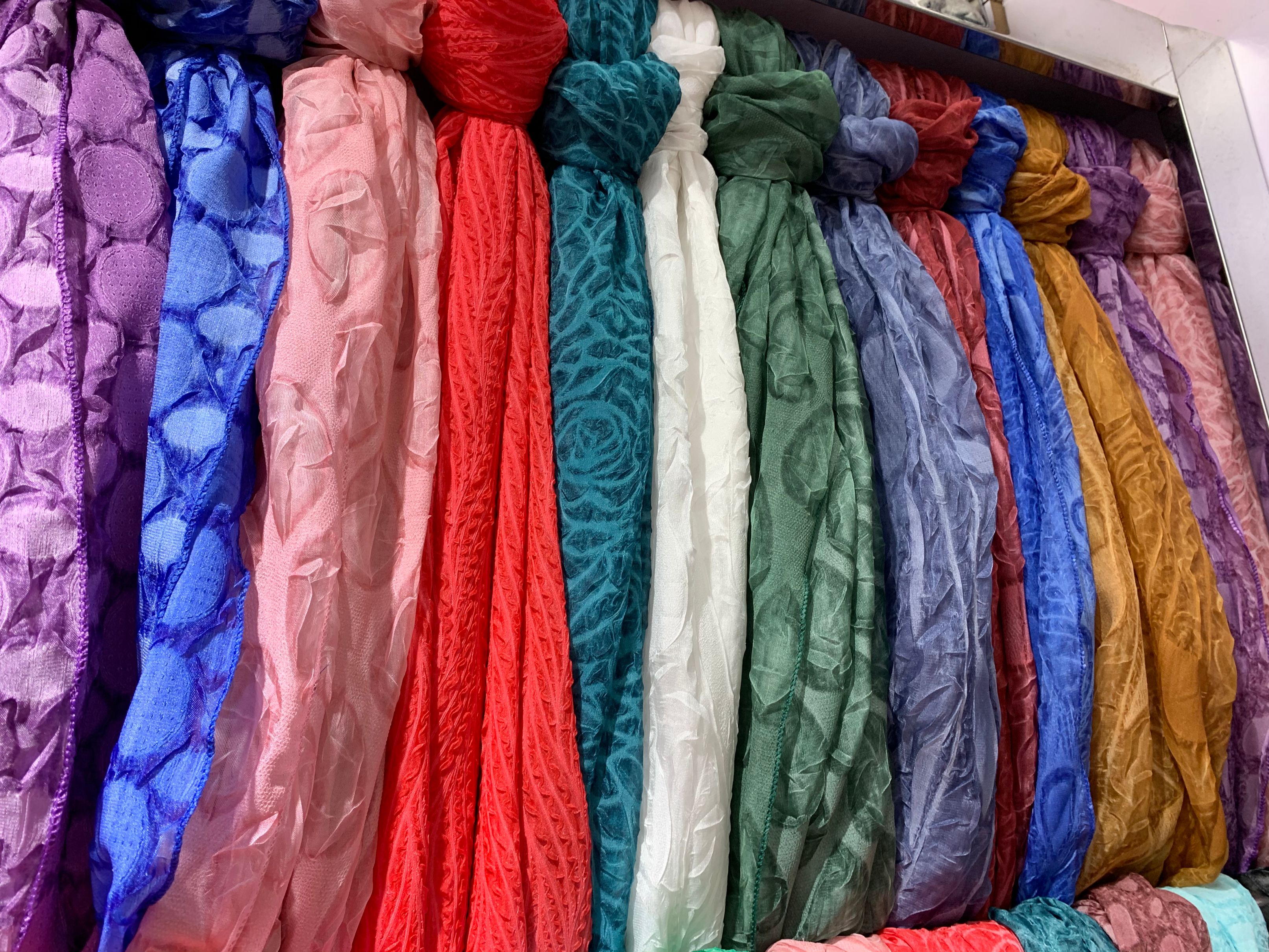 Yiwu Selection lady print wrinkled silk scarf wrinkled web sourcing factory selling Jane Eyre silk edge