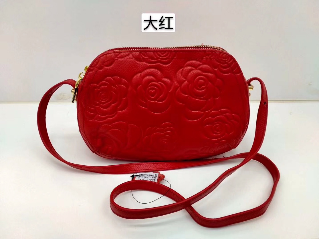 玫瑰花，爆款，超级漂亮，超级爆，面料牛皮，大红