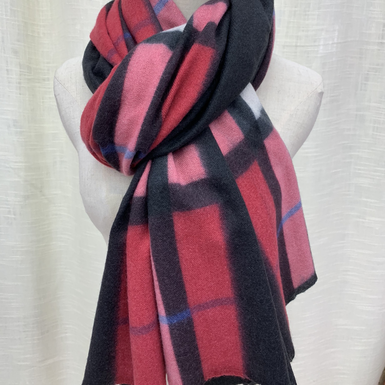 Autumn winter new long shawl neck air conditioning room multi-purpose air conditioning blanket fashion trend for men and women thumbnail