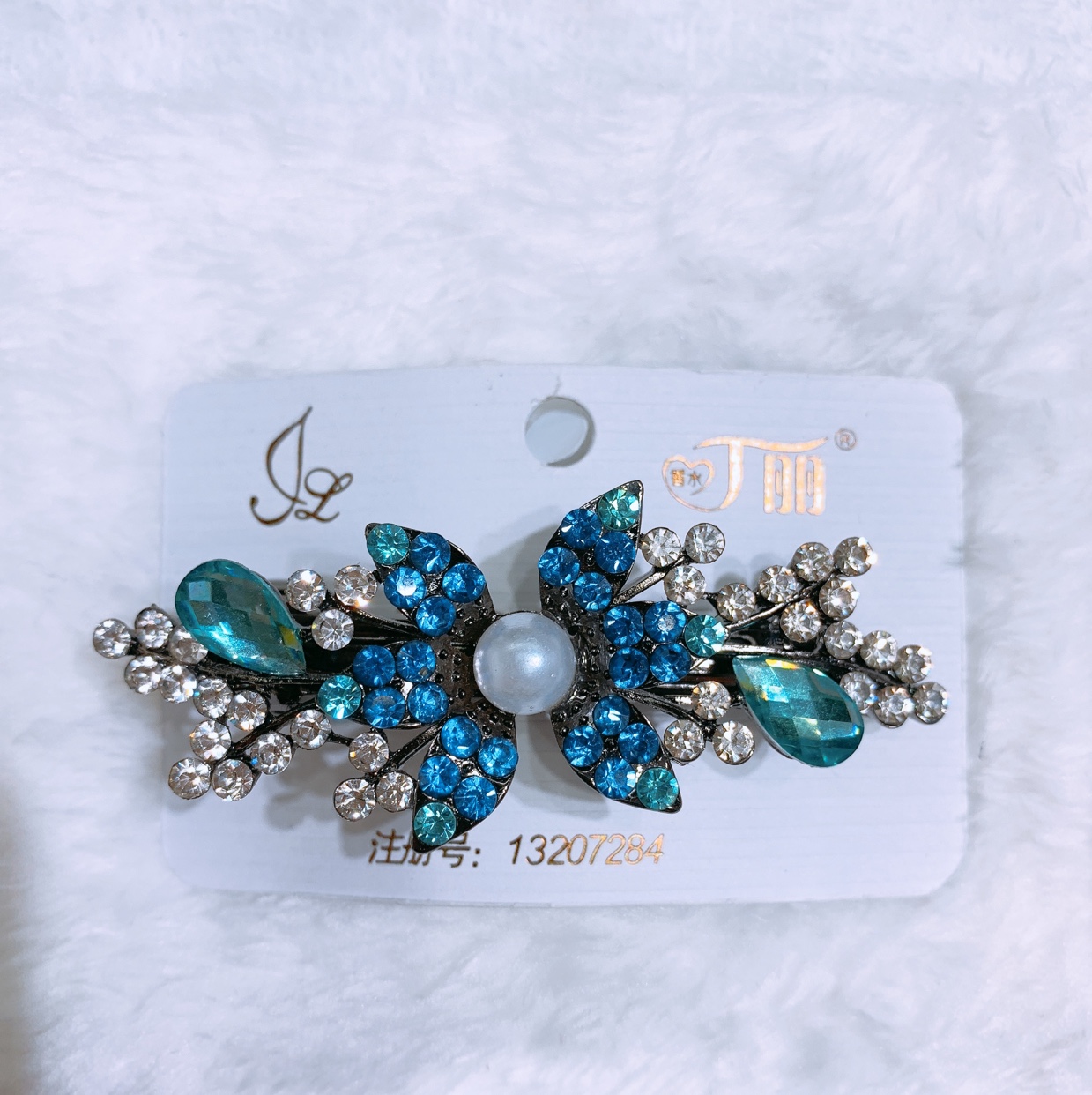 Small hairpin, rhinestone spring clip fashion versatile hairpin top clip, fashion crystal edge clip, hot style hairpin. thumbnail