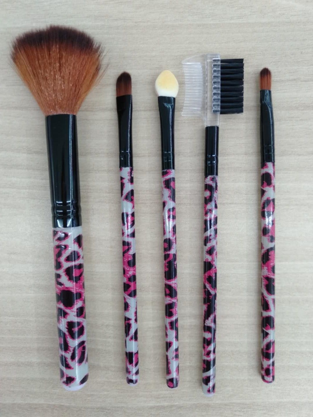 5 sets of brush makeup brush eyebrow brush eyelash curl full figure
