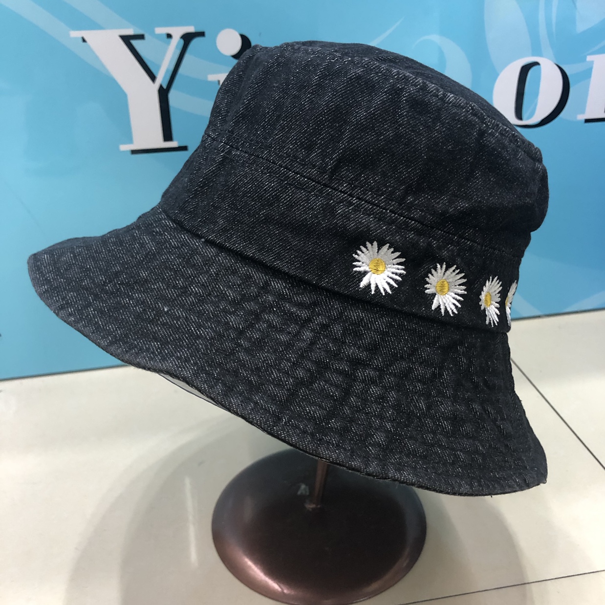 Korean Version Of Instagram Wind Small Daisy Denim Large Covered Face Fisherman Hat Woman Spring Summer Autumn Winter Sunshade Hat Item Picture