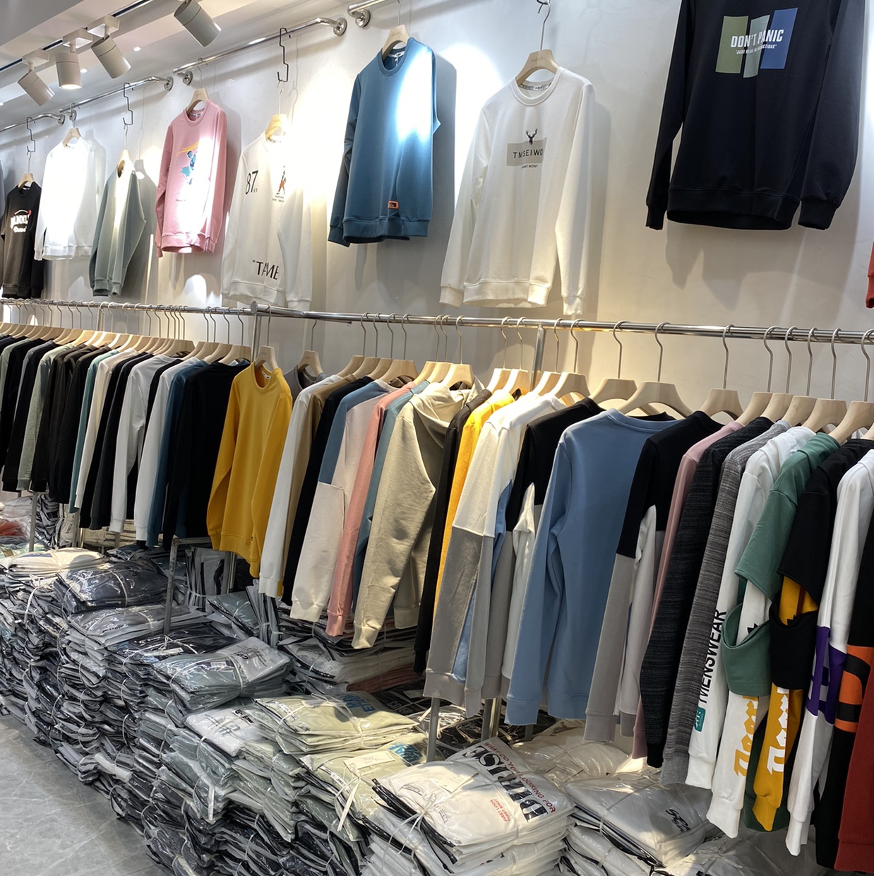 Extraordinary Youth describe pic - 2