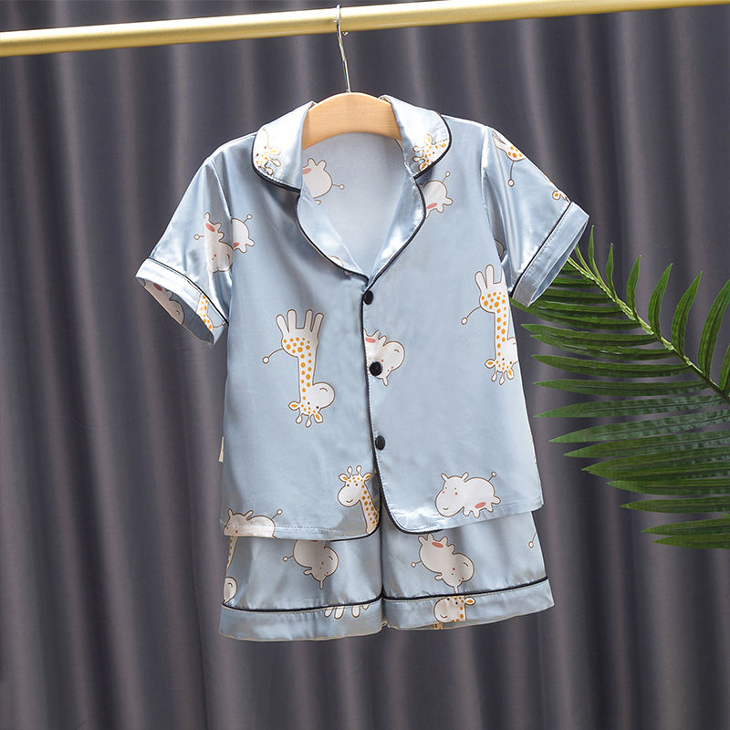 Giraffe printed children's pajamas short-sleeved set