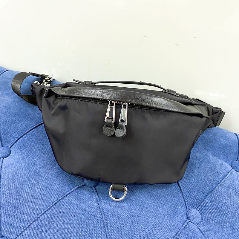 韩版真皮配牛津布时尚大容量胸包 大号