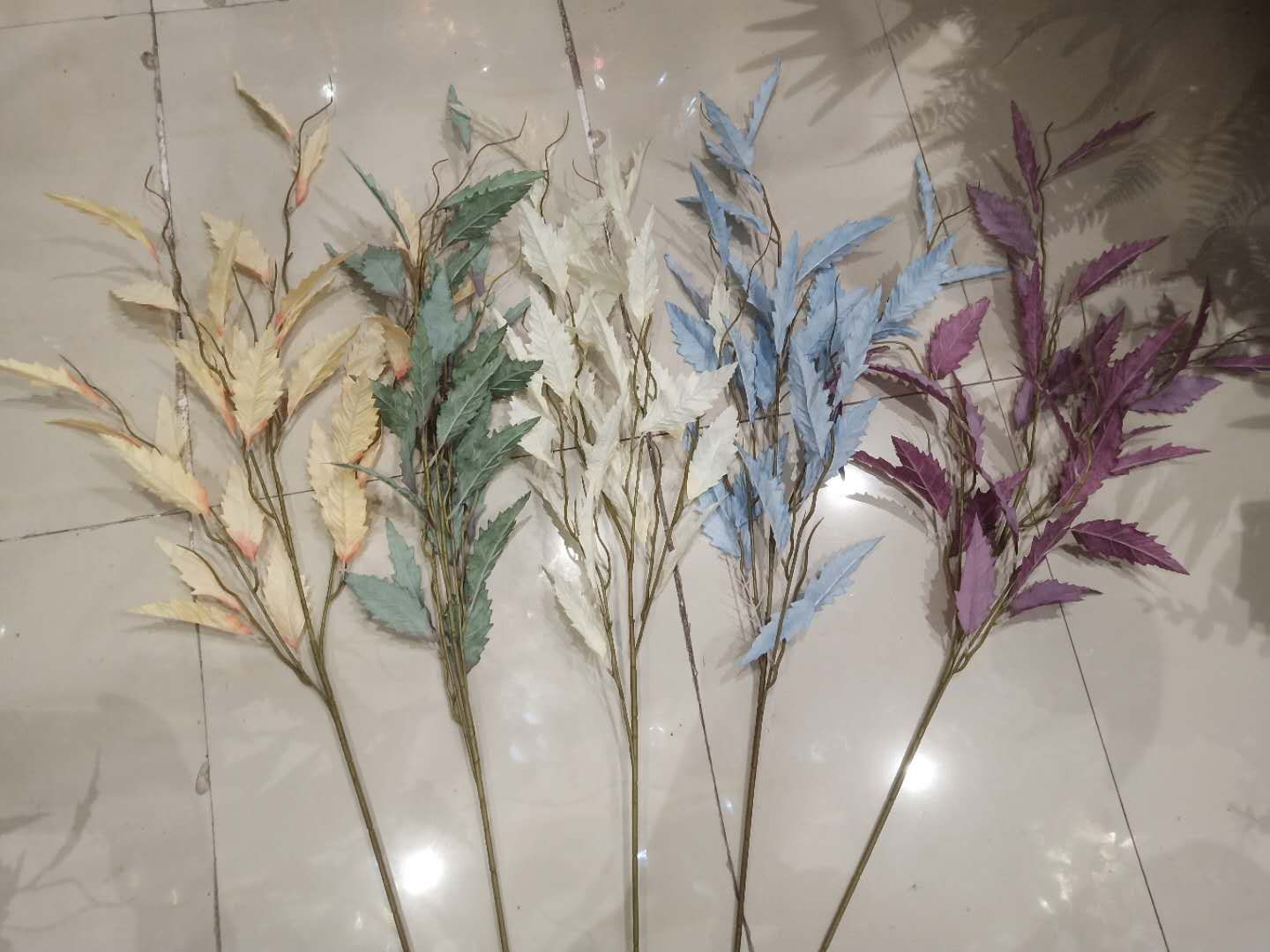 厂家直销板栗叶造景工程装饰均可使用多色可选