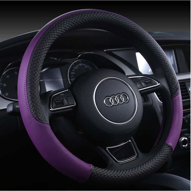Manufacturers Direct Sales Of New Four Seasons General Steering Wheel Cover Leather Over Thousand Automobile Sports Fashion Set Wholesale Application Scenario