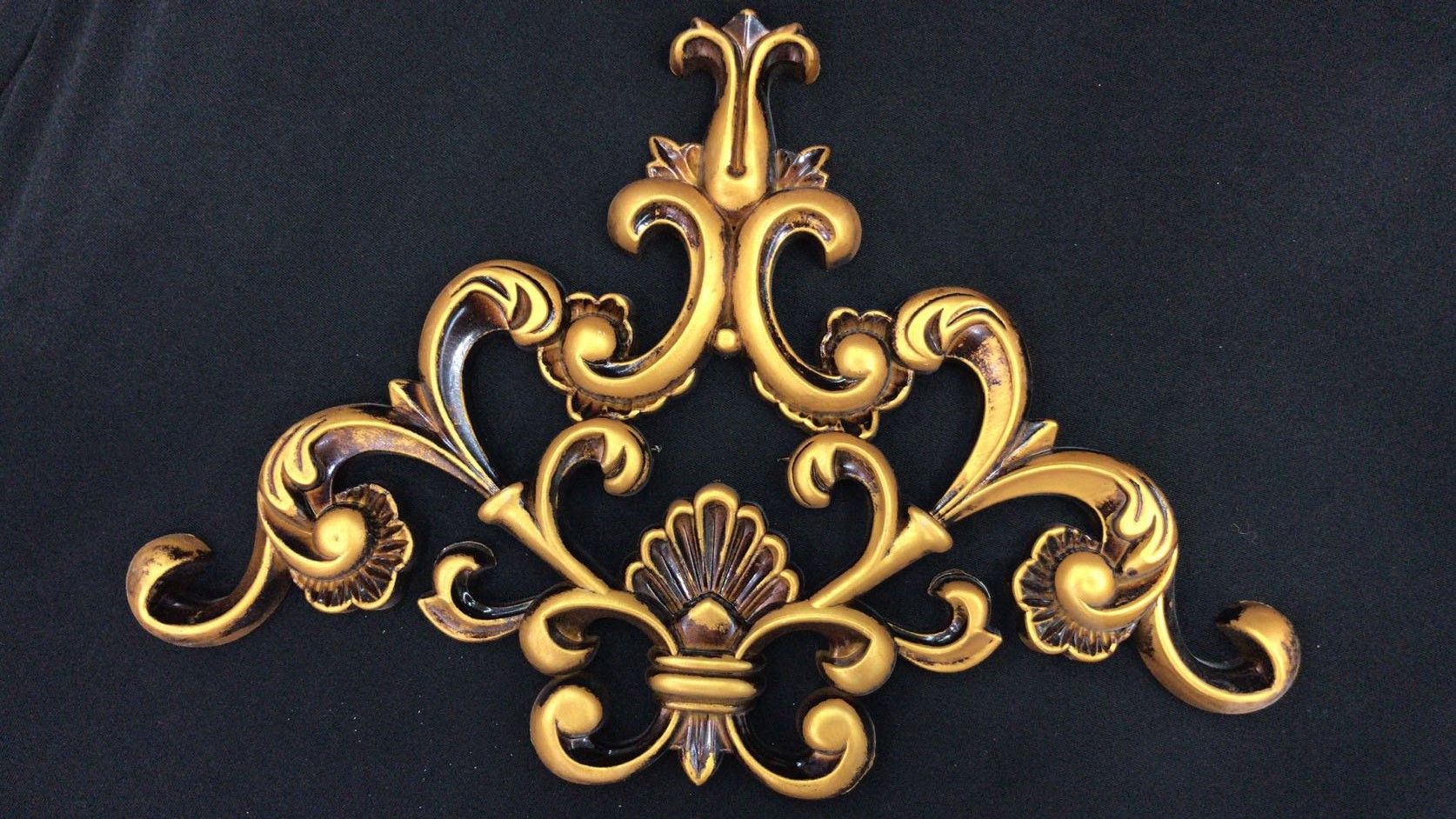 Lace, corner flowers, applique, decorative flowers details Picture