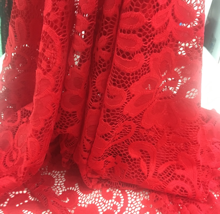 New product factory direct sales, wholesale and retail of bright red fashionable lace fabric details Picture