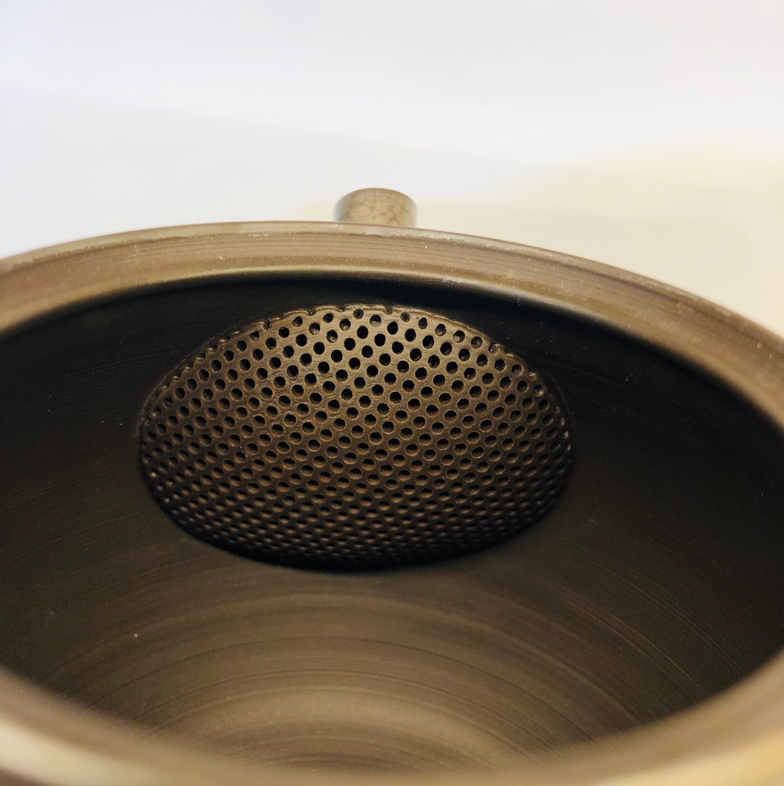 日本常滑烧昭龙窑 梅原昭二手作 金顶黑天目樱花丸型后手急須壶
实际重量请咨询详情图8