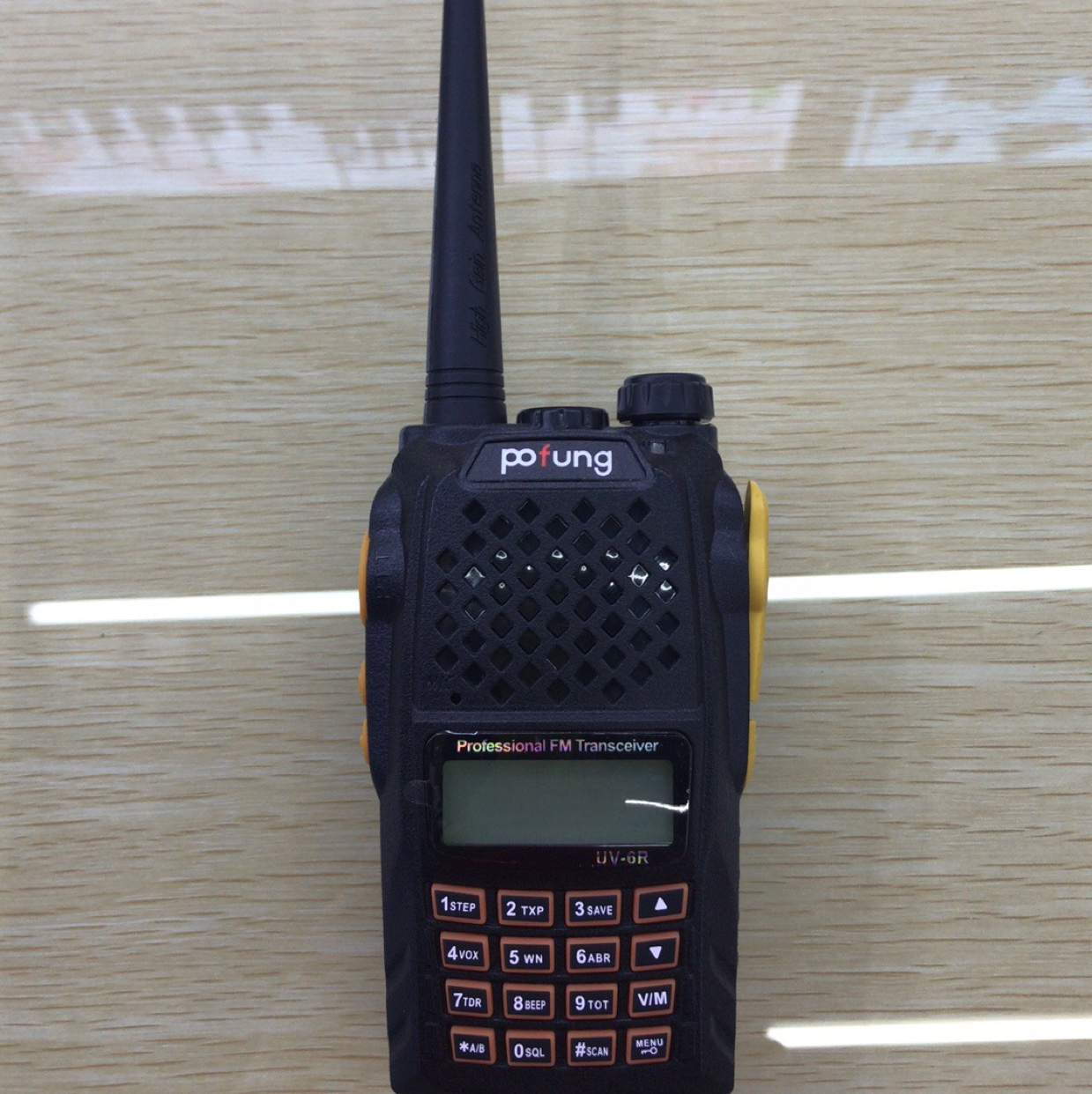 宝锋BF-UV6R双频双段调频对讲机民用大功率1-10公里手台对讲器产品图