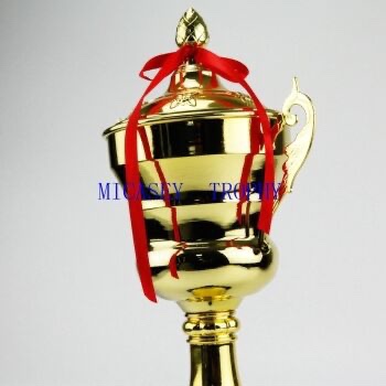 Metal trophies with covers, trophies for competition events details Picture