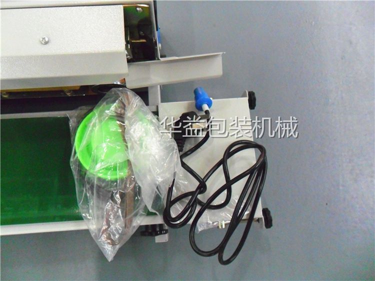 900连续自动封口机塑料袋薄膜封口机自动连续铝箔封口机详情5