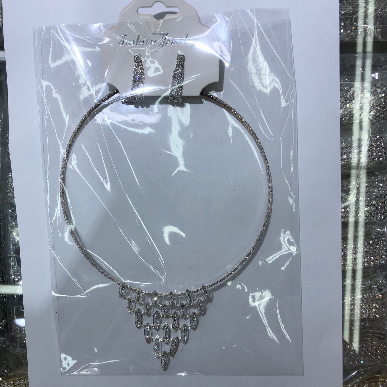 Fine drill burn welding necklace