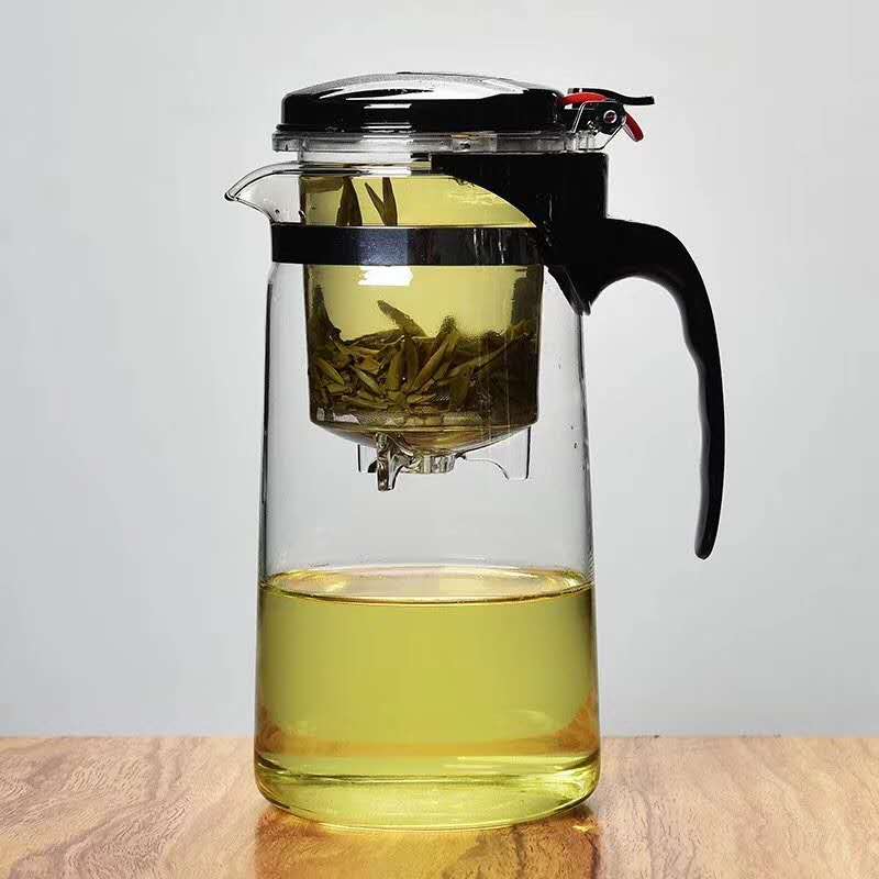 Glass teapots come in various sizes details Picture