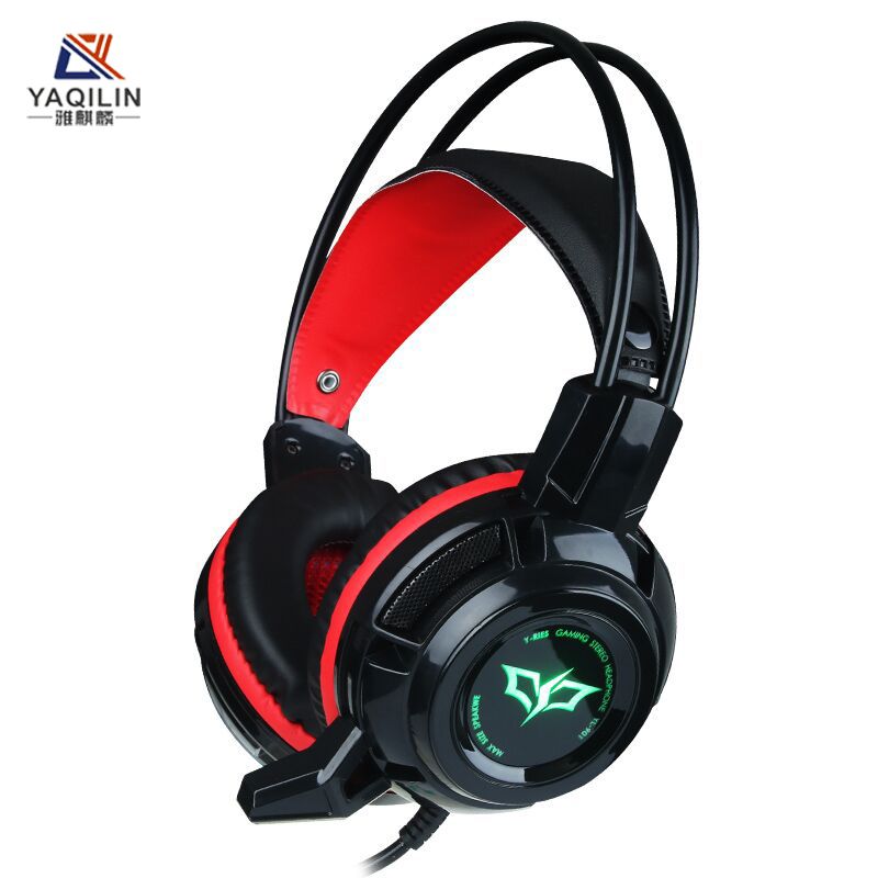 X7 game headset is beautiful and durable, zero-pressure, ultra-comfortable and fully enclosed competition game headset