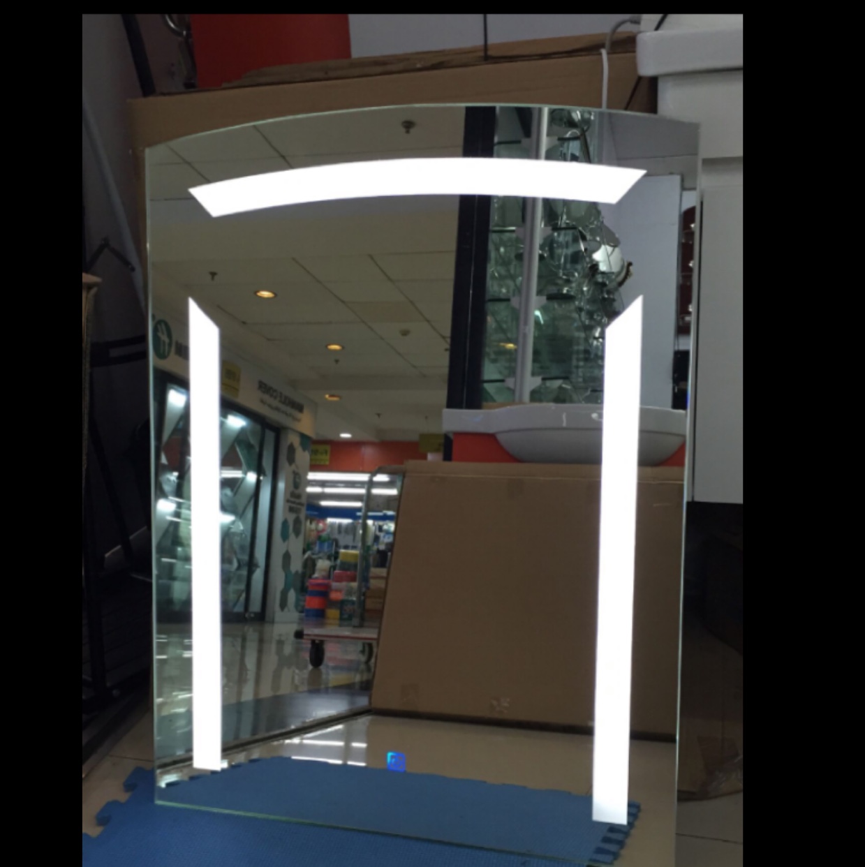 LED灯，浴室镜产品图